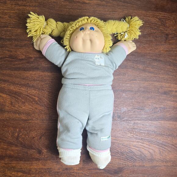 Coleco Other - Cabbage Patch Kids 1982 Coleco Yellow Yarn Hair Braids Blue Eyes CPK Outfit